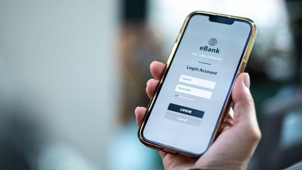 How To Align Your Mobile App Strategy With Business Objectives For Maximum ROI